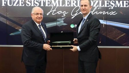 Bakan Güler ‘Kara Füze Sistemleri İmza Töreni’nde konuştu