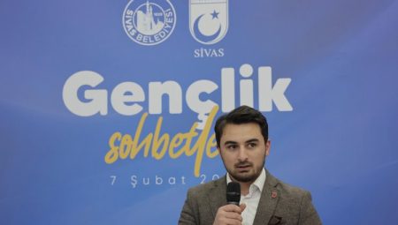 “Gençlerle yürüyecek çok yolumuz var”