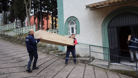 Cami cemaatinin kütüphane talebi İzmit’te 2 günde yanıt buldu