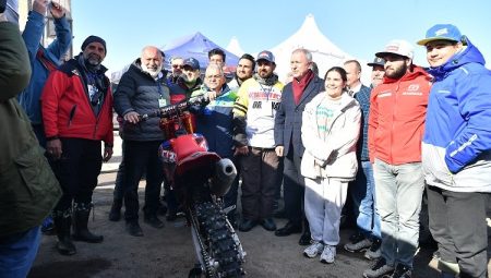 Başkan Büyükkılıç, Dünya Snowcross Şampiyonası Açılış Seremonisi’nde