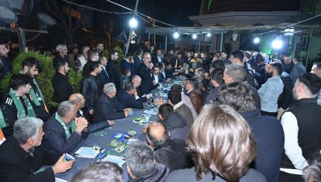 Bursa’da Vakıflı gençlerden başkanlara coşkulu karşılama