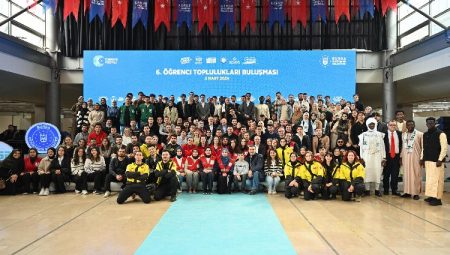 Bursa’da üniversitelilere Başkan Aktaş’tan müjde