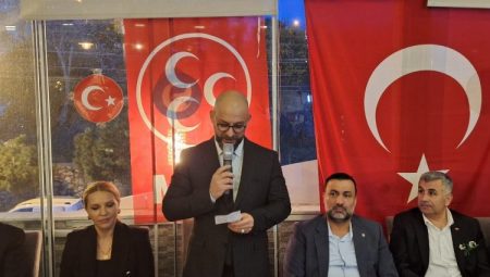 ‘O zeybeği oynayacağız, o halayı çekeceğiz’