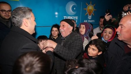 Tokat’ta seçim coşkusu meydanlara sığmadı