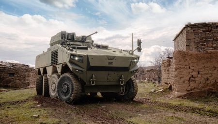 Türkiye’nin lider askeri araçları Doha’da görücüye çıktı