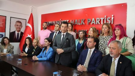 Marmaris’te CHP bayram yeri oldu