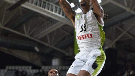 Potanın Tarzanları’ndan play-off yolunda önemli galibiyet