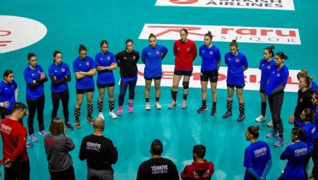 A Milli Kadın Hentbol Takımı’nın 3-9 Haziran Alanya kampı kadrosu açıklandı