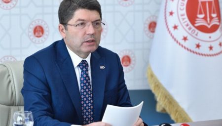 27 Mayıs demokrasi tarihinin kara lekesi