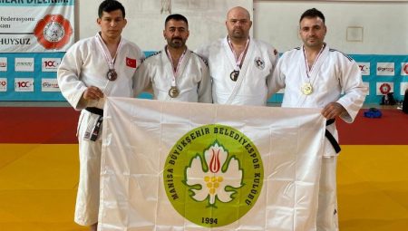 Manisalı Judoculardan 4 Madalya