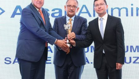 Bakan Özhaseki: Yeşil dönüşüm bir mecburiyettir