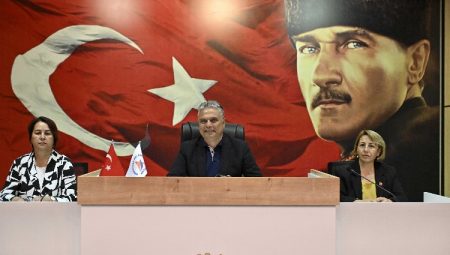 ‘Dünya standartlarında hizmet binası kazandıracağız’