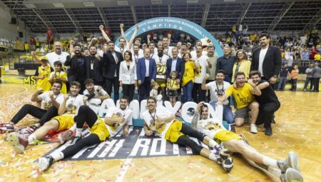 Mersin Büyükşehir Süper Lig’de