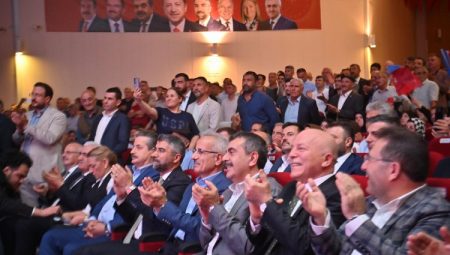 Bakan Uraloğlu’ndan Erzurum’a hızlı tren müjdesi