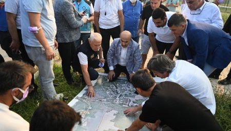 Bursa Büyükşehir yangına karşı tüm ekipleriyle sahadaydı