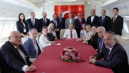 Cumhurbaşkanı Erdoğan açıkladı… Yeni bir doğal gaz gemisi alıyoruz! Kendi uçağımızı yapıyoruz
