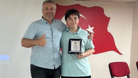 Fatih Uygun en başarılı futbol antrenörü seçildi