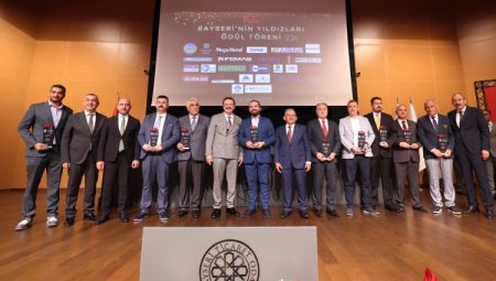 Kayseri Oda Borsa Ortak Meclis Toplantısı ve Kayseri’nin Yıldızları Ödül Töreni KTO’da yapıldı