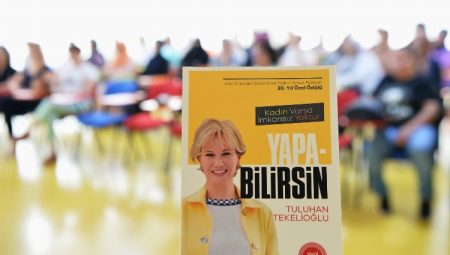 Osmangazi’nin örnek projesinde ilk kitaplar dağıtıldı