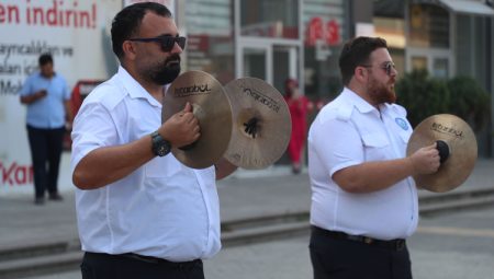 Sakarya’da Kent Orkestrası coşturuyor