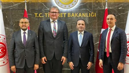 Ukrayna ile ikili ticari ilişkiler görüşüldü