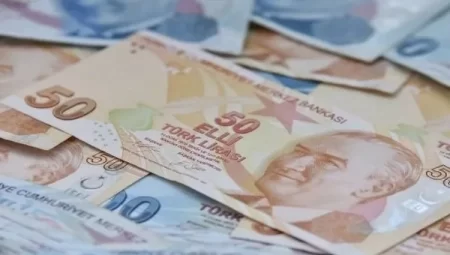 Vatandaş emekli maaşına yapılan zammı yeterli buluyor mu?