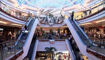 Orta Boy Valiz Modelleri Seyahatinizde İdeal Boyut Seçimi