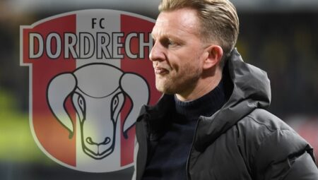 Türklerin Sahip Olduğu FC Dordrecht’te Teknik Yöneticiliğe Dirk Kuyt Getirildi